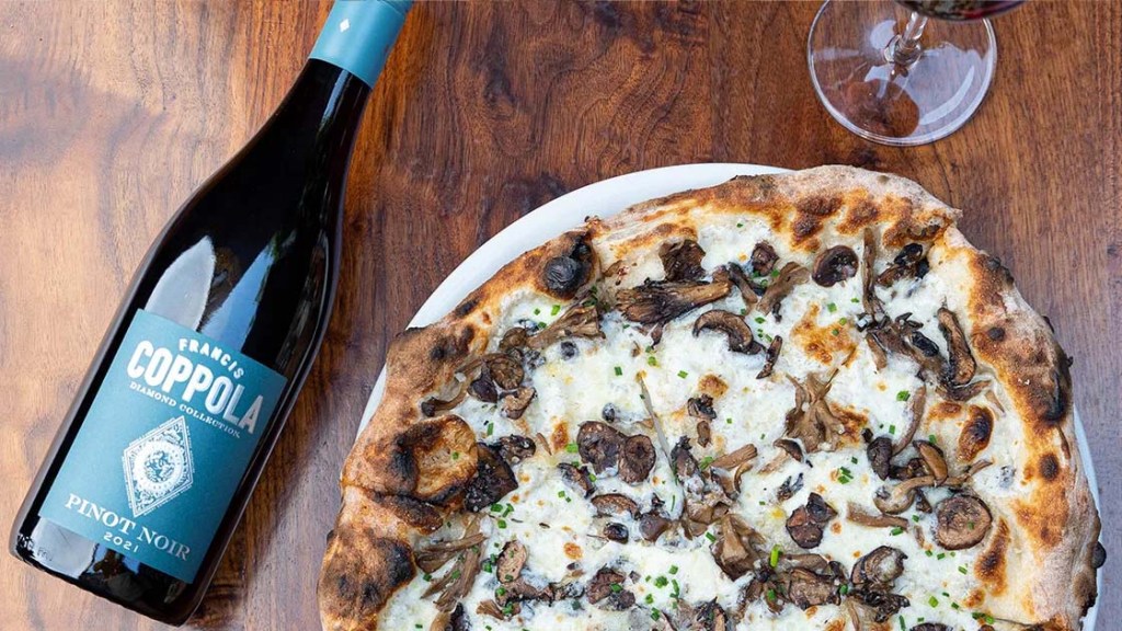 Pizza with a bottle of wine - Diamond Collection Pinot Noir