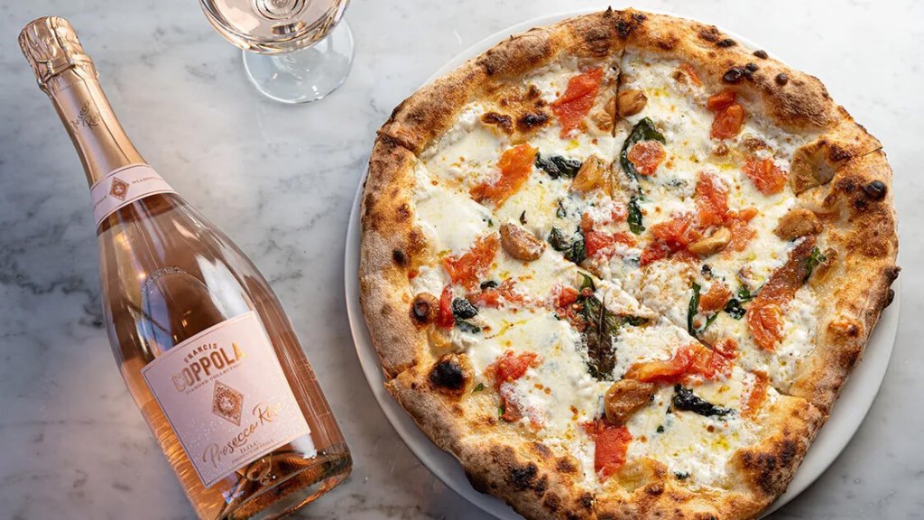 Pizza and a bottle of wine - Diamond Collection Prosecco Rosé